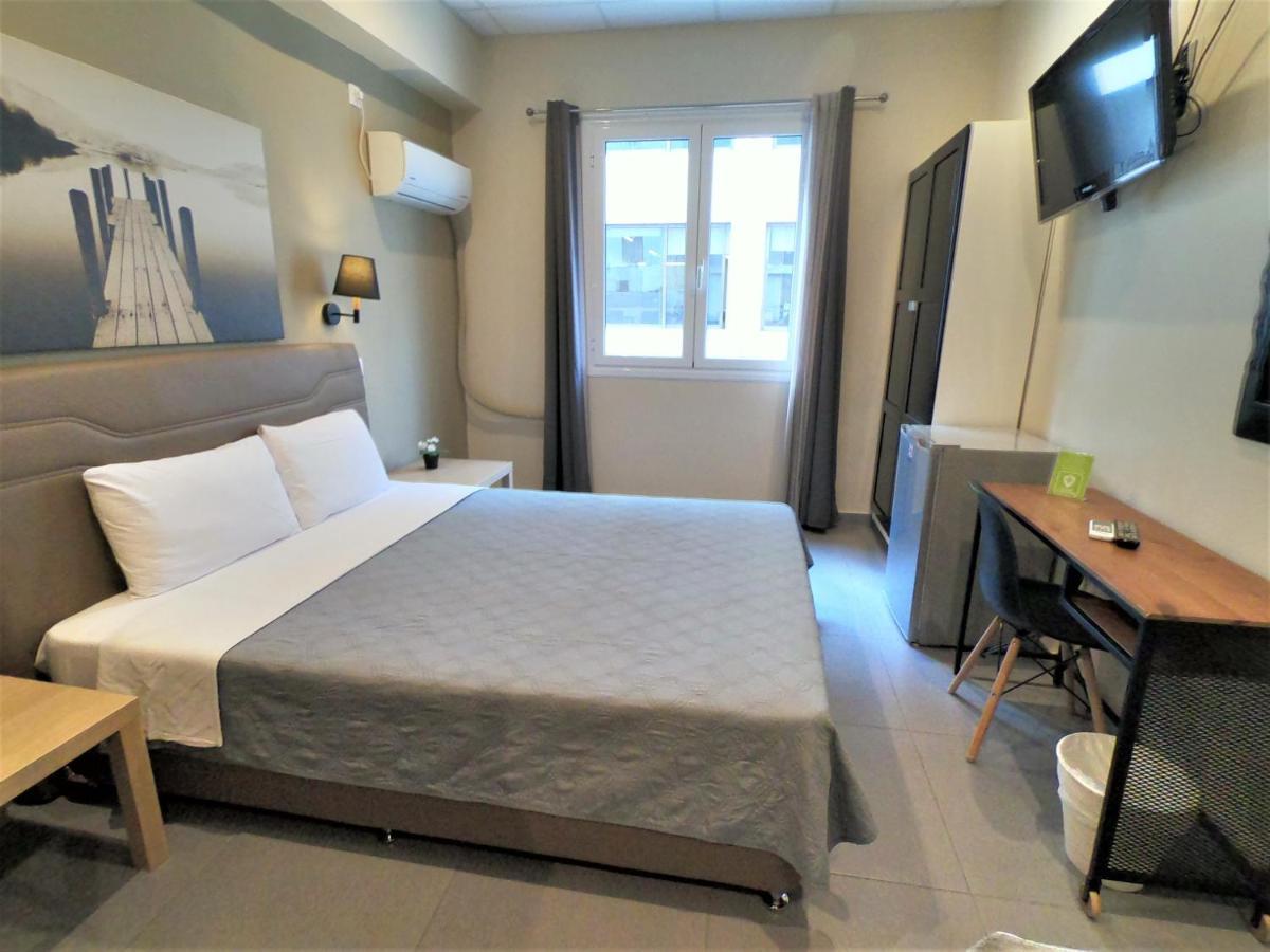 Achillion Hotel Пирей Экстерьер фото