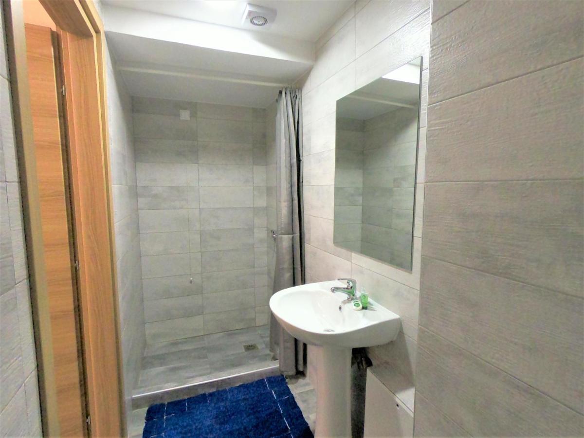 Achillion Hotel Пирей Экстерьер фото